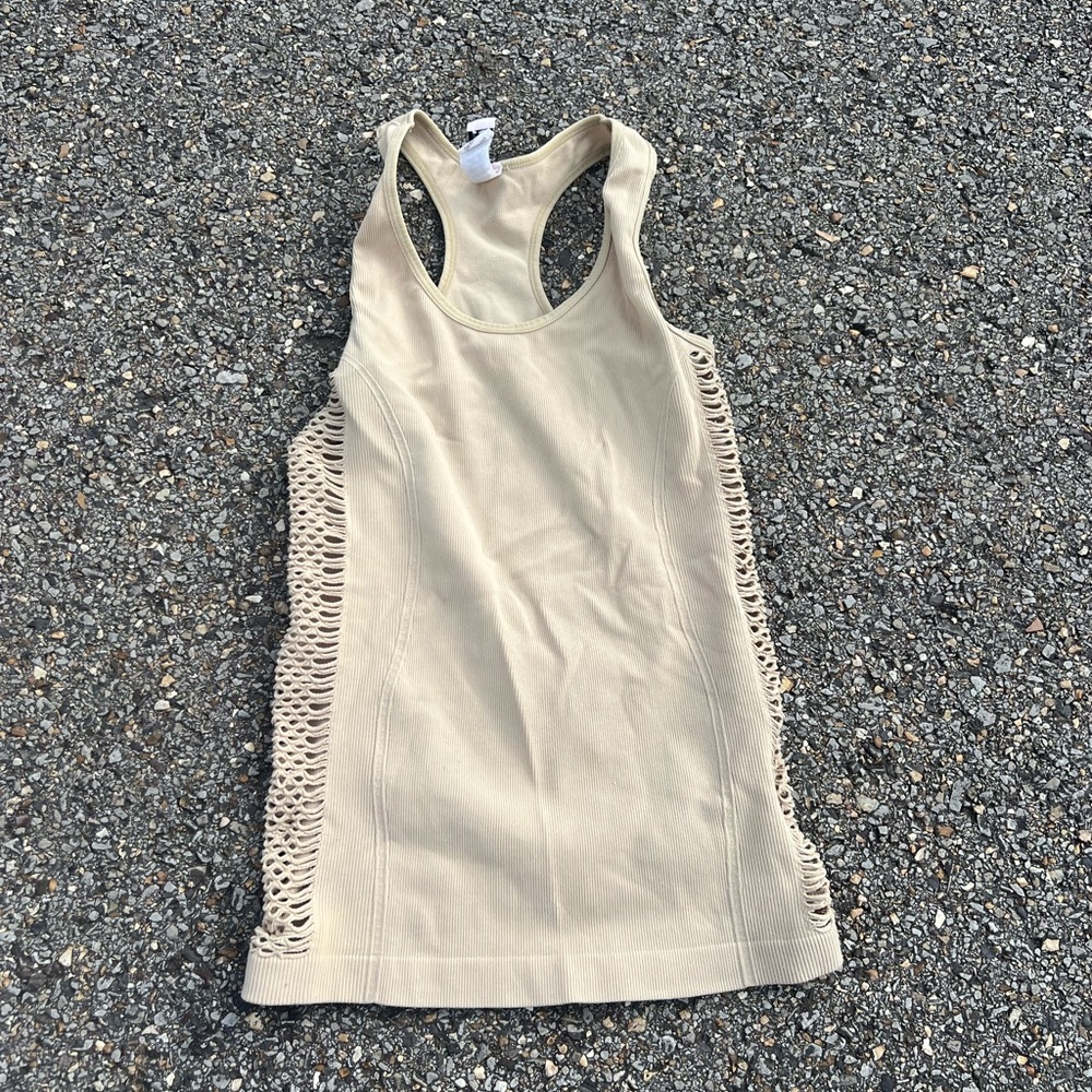 GORGEOUS CUTOUT TANK TOP